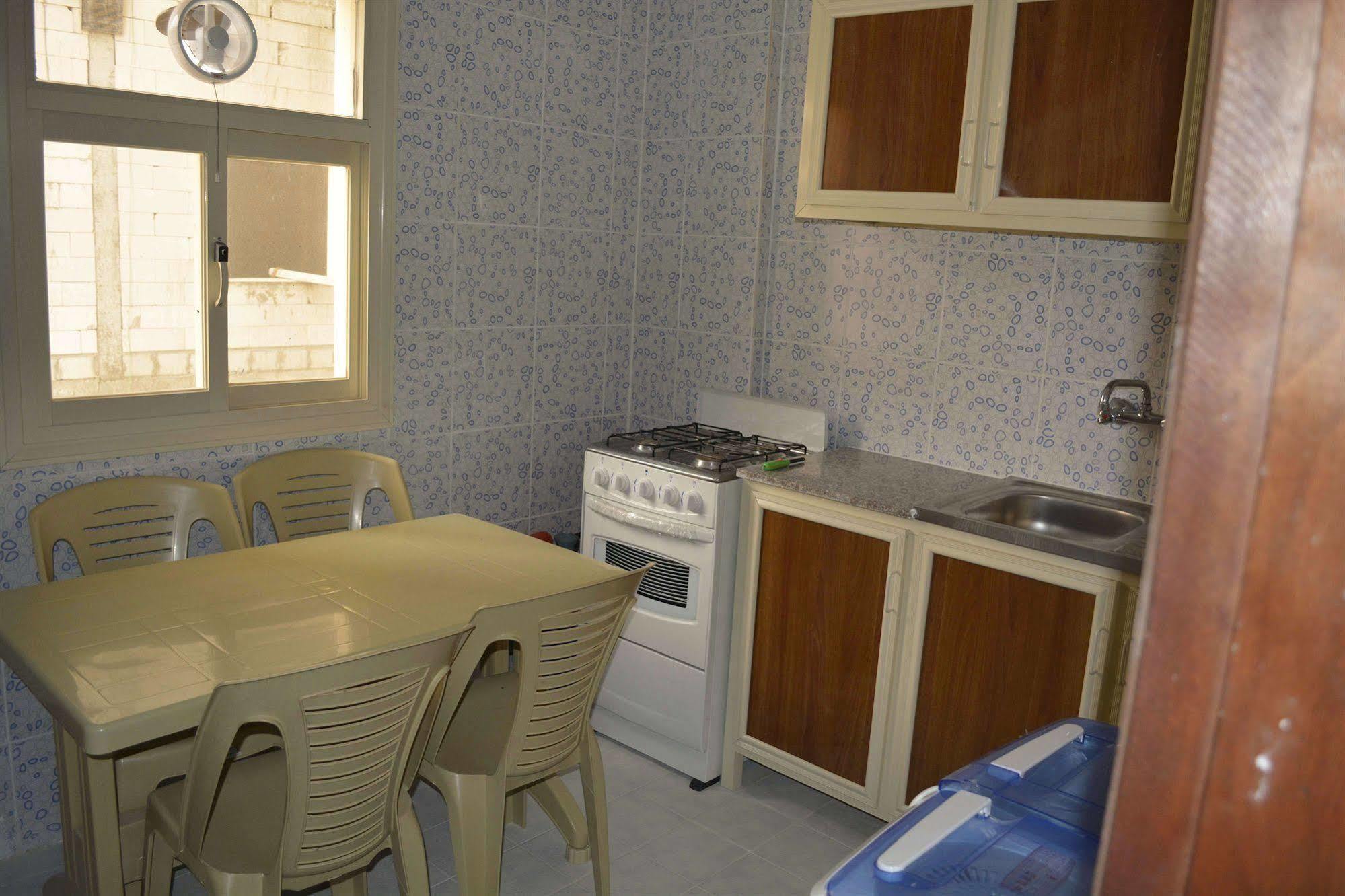 Leader Apartments 1 Mahboula Экстерьер фото